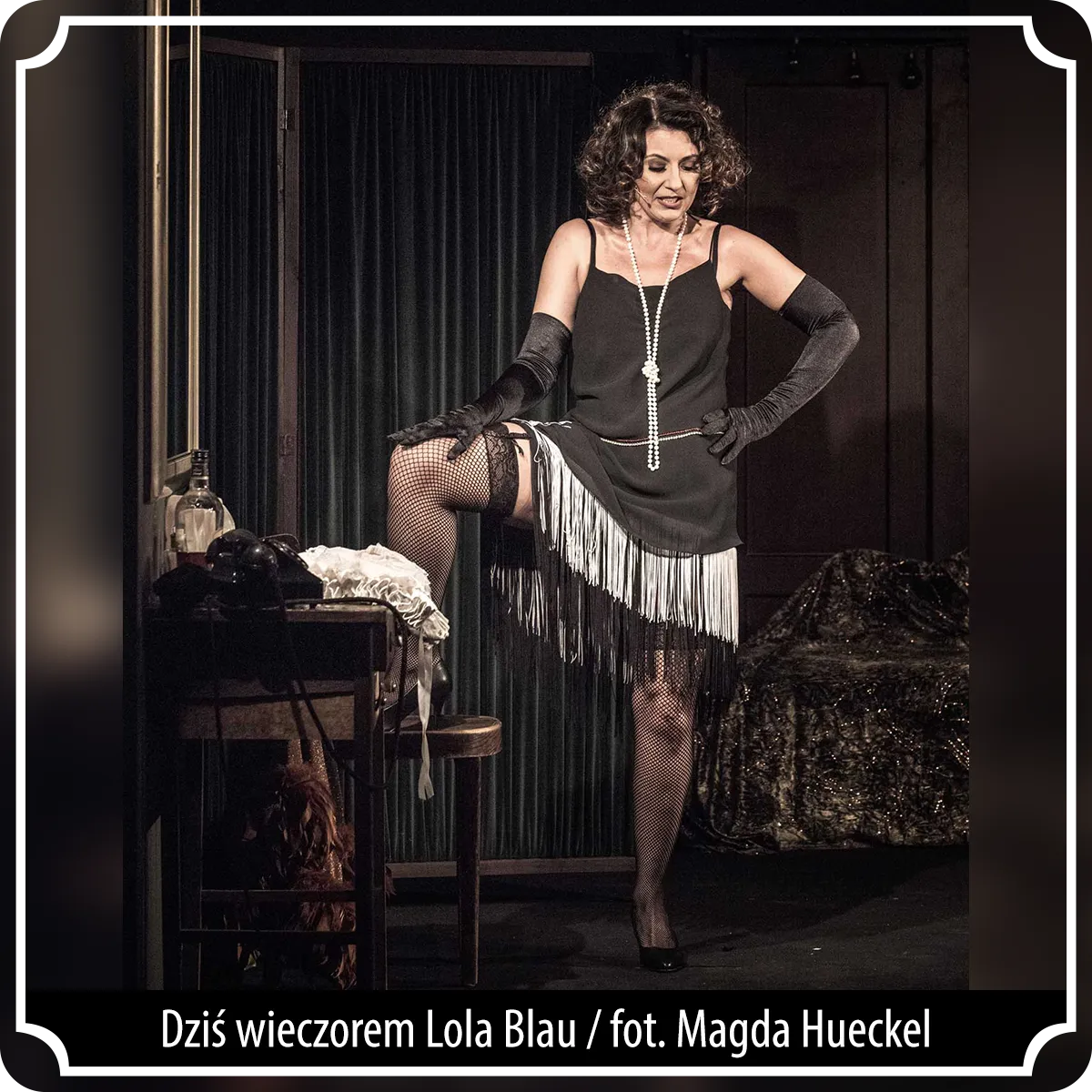 Monika Chrząstowska Performance Pif Paf In Piach