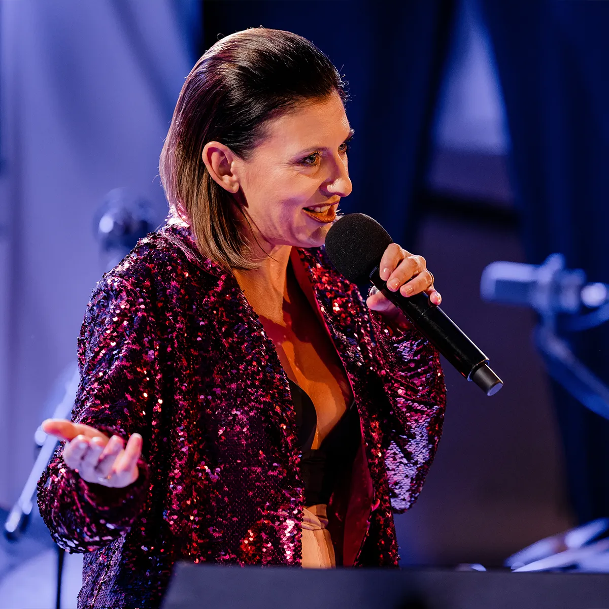 Monika Chrząstowska Troszeczkę mi wstyd